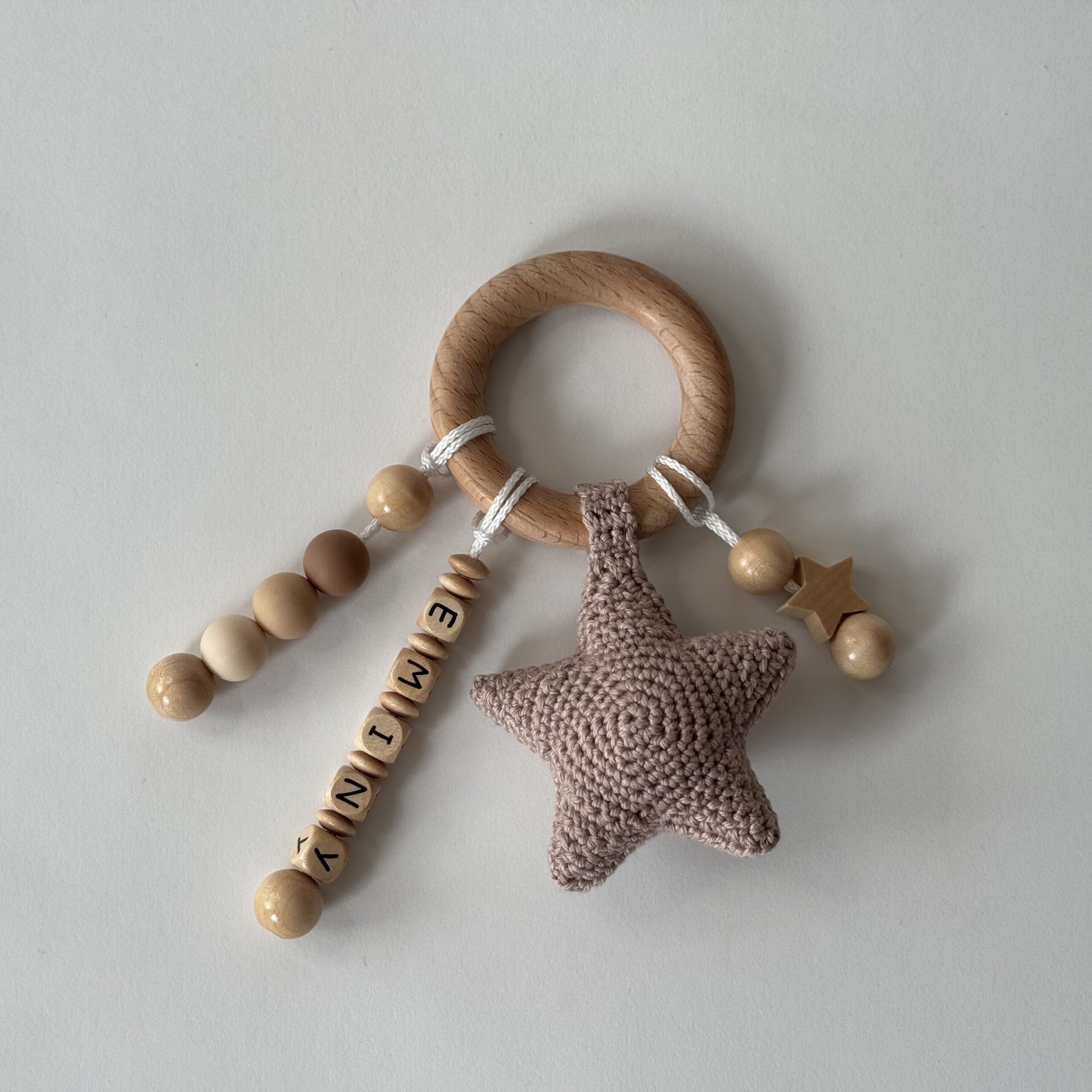 Rassel Stern mit Namen Nude