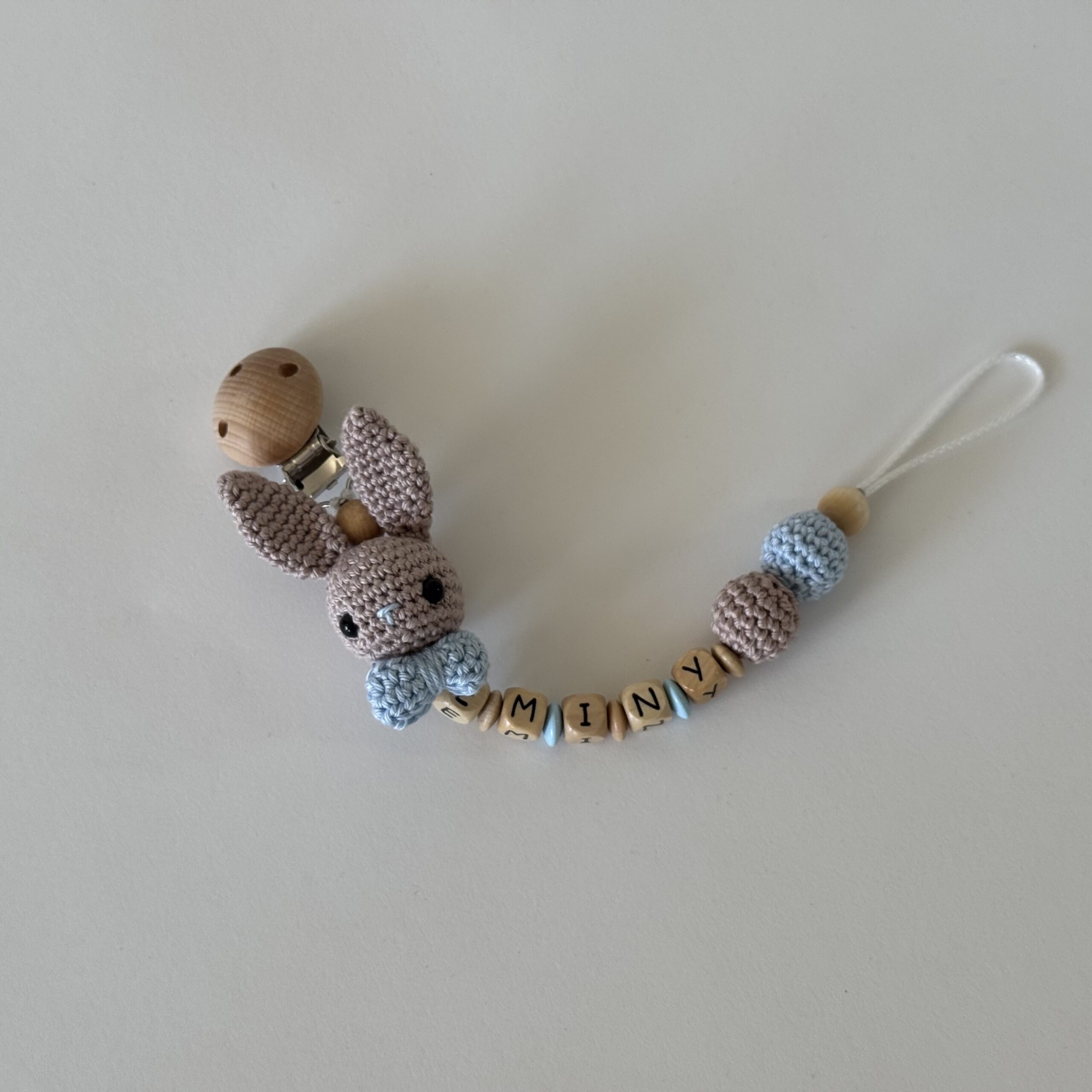 Schnullerkette Bunny mit Namen Blau&Nude